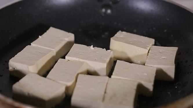 煎豆腐炸豆腐