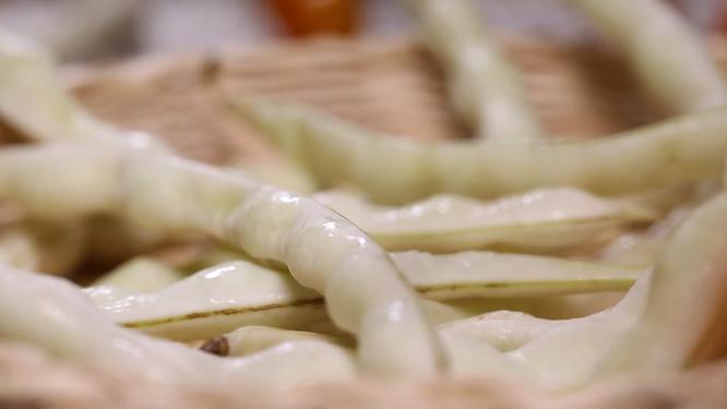 金钩豆角白不老豆角