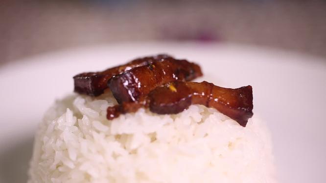 台湾美食卤肉饭3
