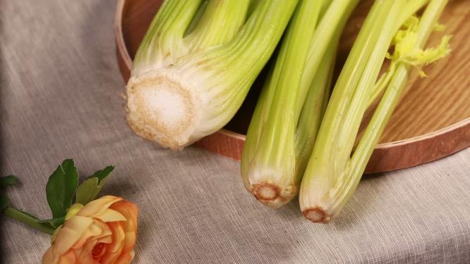 夏季蔬菜通便芹菜