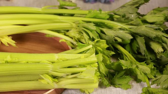 夏季蔬菜通便芹菜