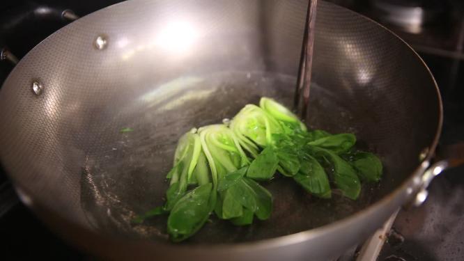 水焯油菜小青菜