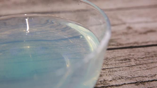 清水稀释硫酸铜保鲜剂浸泡芹菜