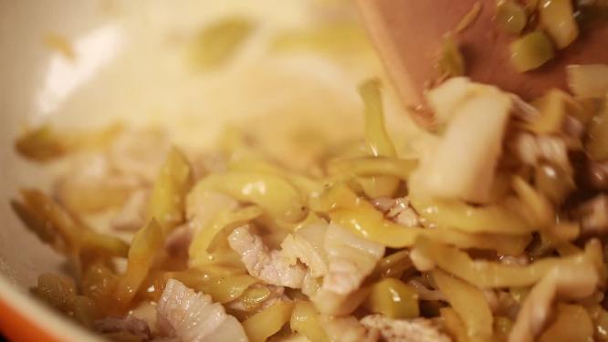 肉丝炒榨菜榨菜肉丝