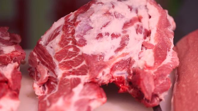 肉类市场卖猪肉