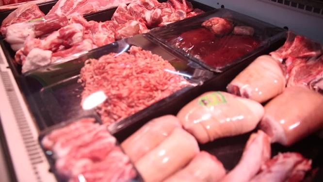 肉类市场卖猪肉4