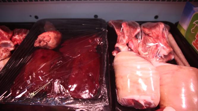 肉类市场卖猪肉5
