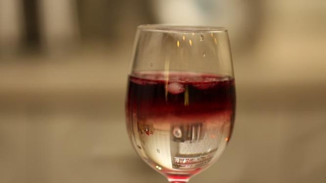 苏打红酒调鸡尾酒4