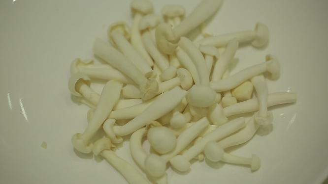 蟹味菇海鲜菇白玉菇3