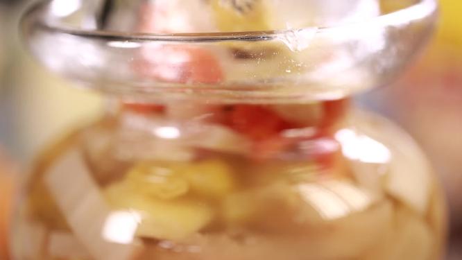 透明泡菜坛子腌制泡菜酸菜