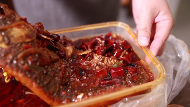 铁盘烤鱼网红美食烤全鱼