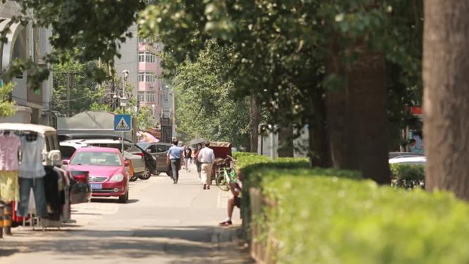 北京路边行人辅路马路