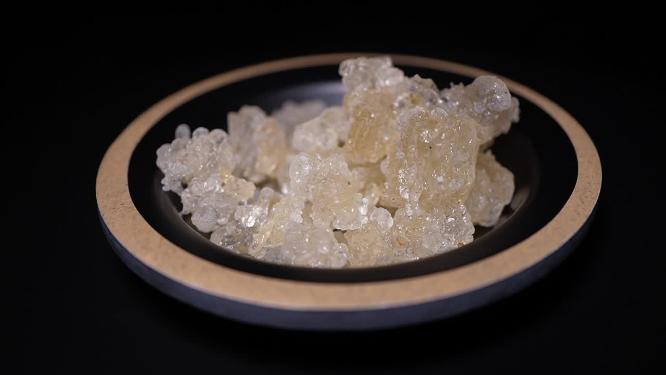 拉丝雪燕天然桃胶美容养颜补品滋补4
