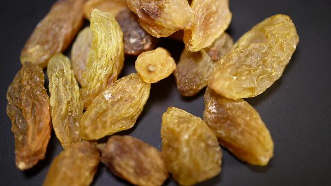 果脯蜜饯葡萄干4