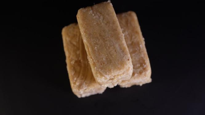 花生酥儿童食品糖果4