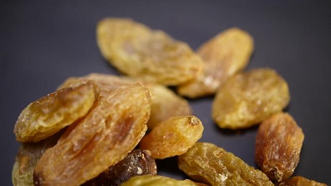 蜜饯新疆葡萄干4