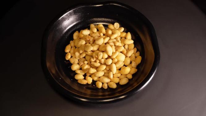 解馋休闲零食蟹黄瓜子