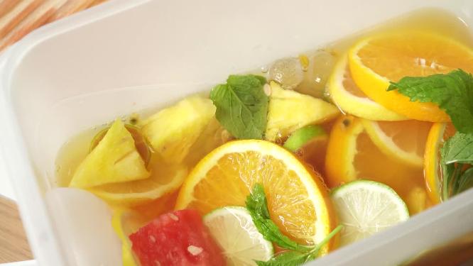 夏日缤纷水果茶