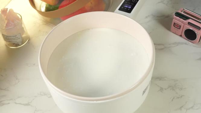 煮牛奶加热奶油椰乳5