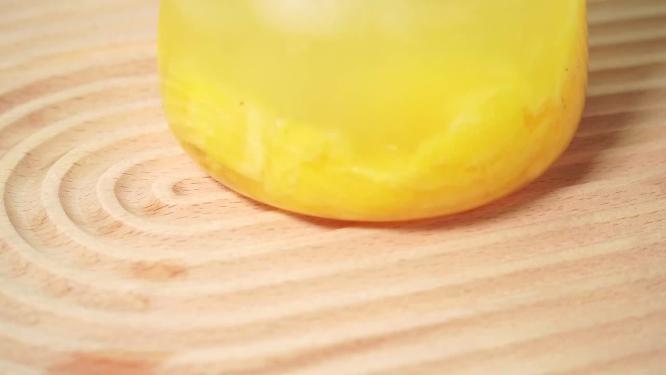菠萝气泡水水果饮料健康饮品4