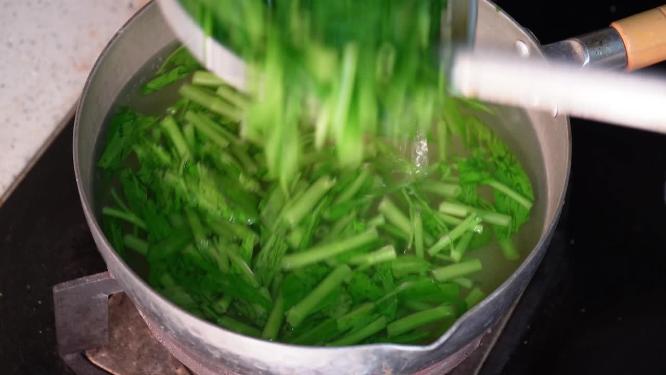 处理空心菜煮制空心菜洗菜青菜