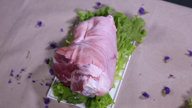 炖肉解馋猪前肘和猪后肘对比