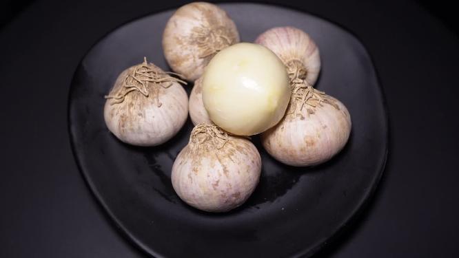 独头蒜紫皮大蒜调味料新蒜