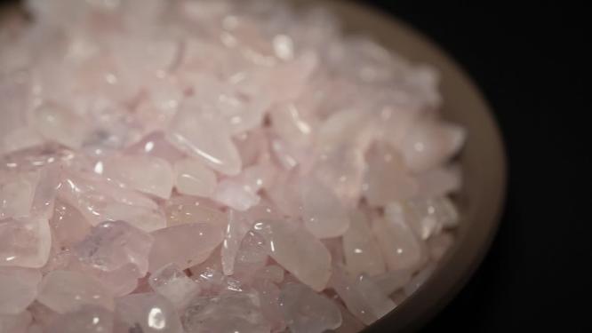 粉水晶能量石矿石水晶矿