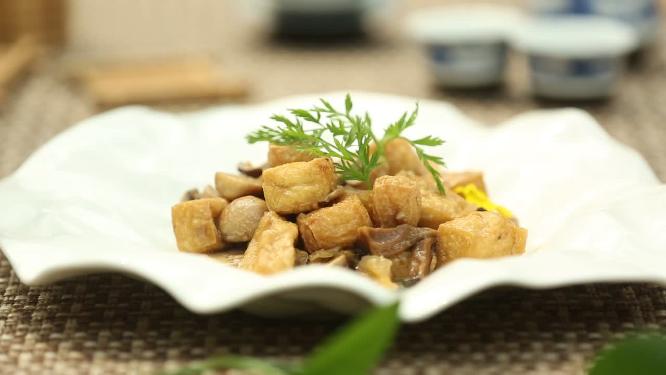 红烧什锦蘑菇
