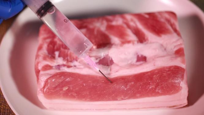 观察猪肉纹理五花肉肥瘦