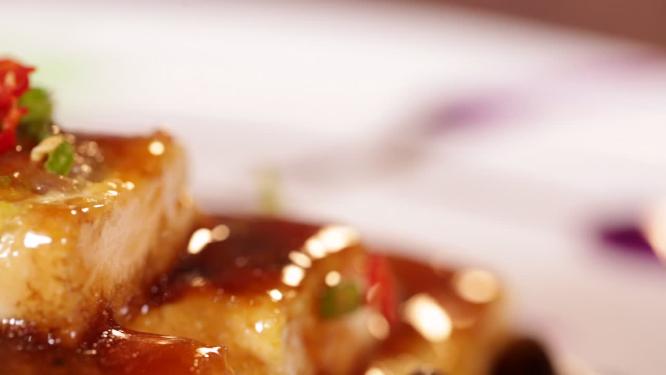 豆泡酿肉肉馅酿豆腐