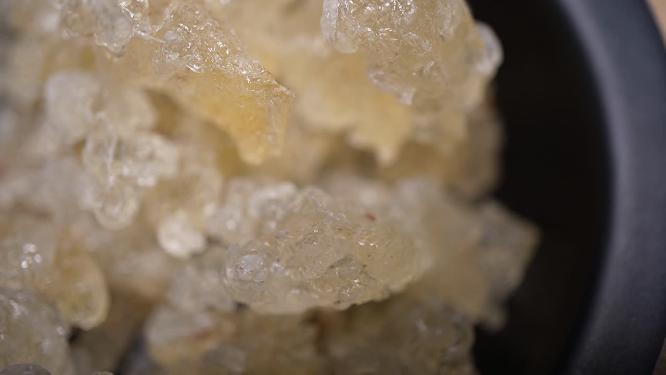拉丝雪燕天然桃胶美容养颜补品滋补