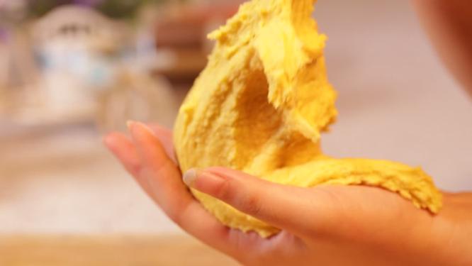 松软棒子面制作蓬松棒子面饼