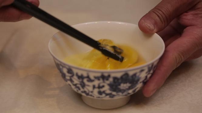 磕鸡蛋打鸡蛋