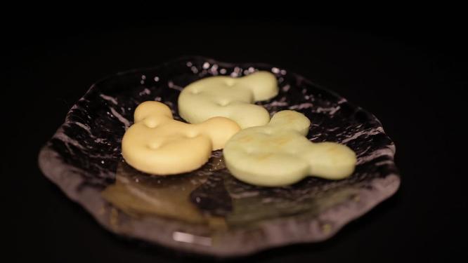米奇饼干卡通饼干动物饼干零食