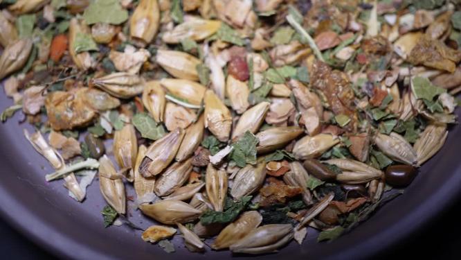 莲子芯大麦花草茶种子代茶饮