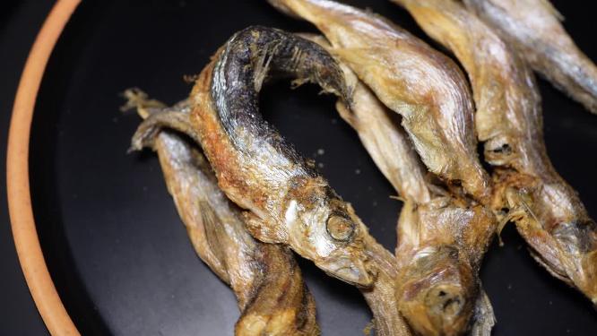小鱼干多春鱼干黄鱼干宠物零食冻干