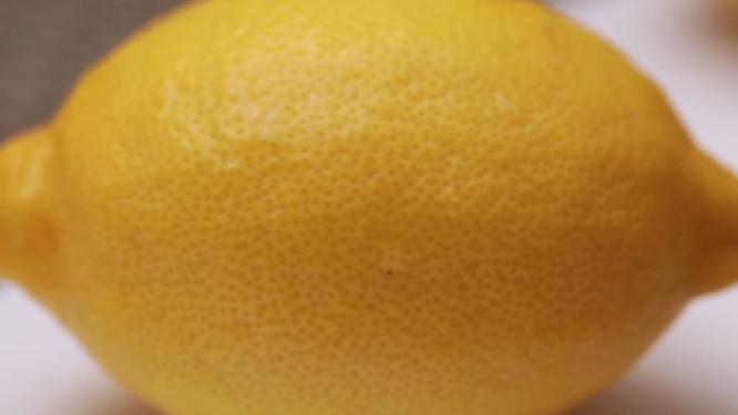 【镜头合集】切柠檬片挤柠檬汁