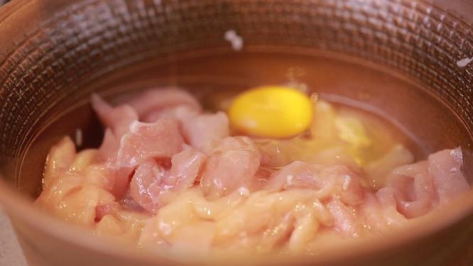 【镜头合集】厨师切鸡肉鸡柳腌制鸡肉