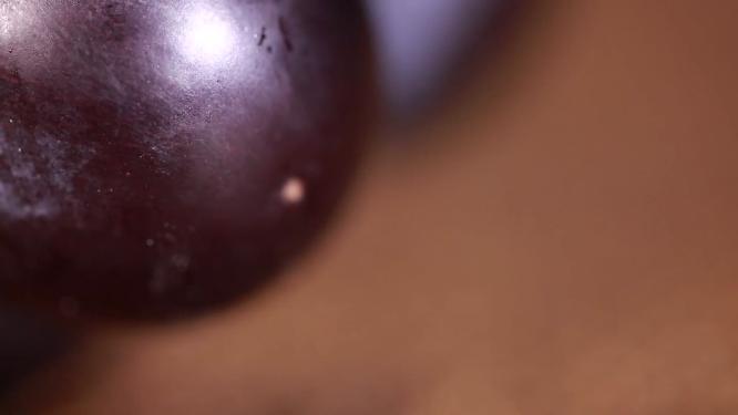 【镜头合集】成熟的一串葡萄提子