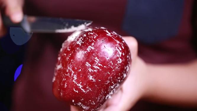 【镜头合集】水果刀刮蛇果红苹果表面果蜡