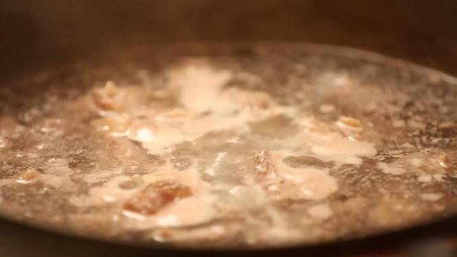 【镜头合集】水焯牛肉去血沫
