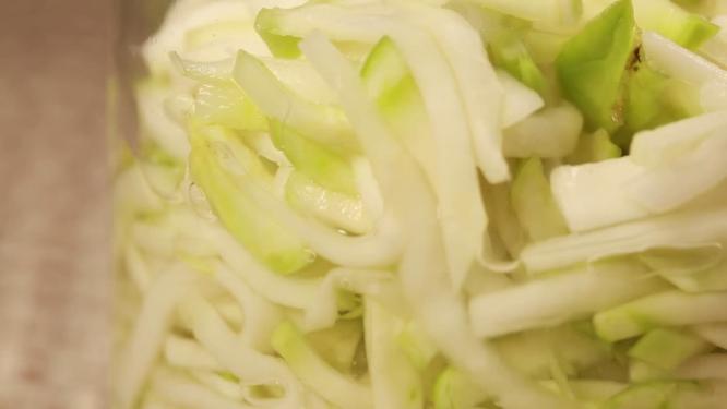 【镜头合集】泡菜坛子里的榨菜咸菜