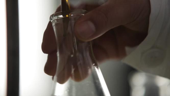 【镜头合集】烧杯试管蒸馏瓶化学实验检测