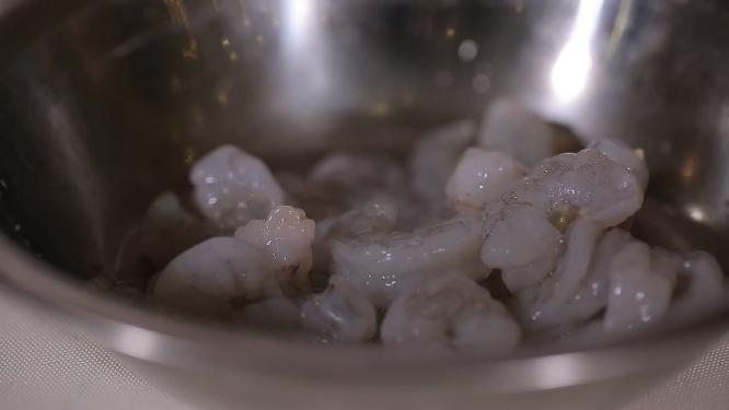 【镜头合集】腌制虾仁上浆
