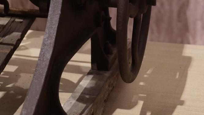 缝纫机踏板轮子纺车古董