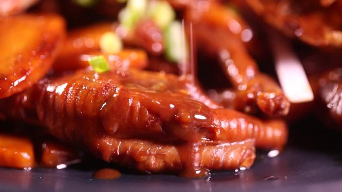 鸡爪肉蟹年糕煲