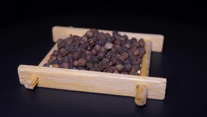 黑胡椒香料调料卤肉食材调味料