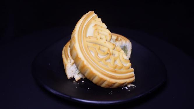 切开月饼哈密瓜果料月饼馅料