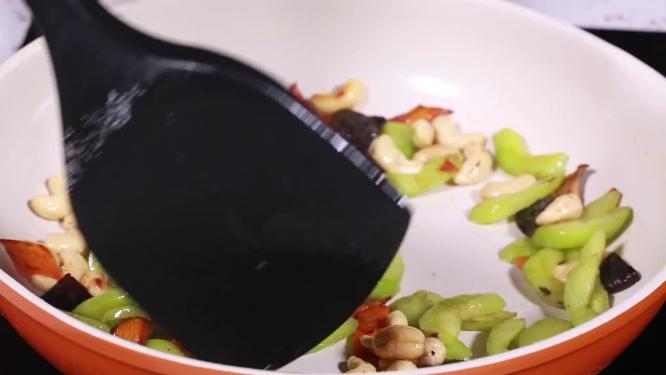 【镜头合集】健康炒时蔬腰果萝卜炒黄瓜